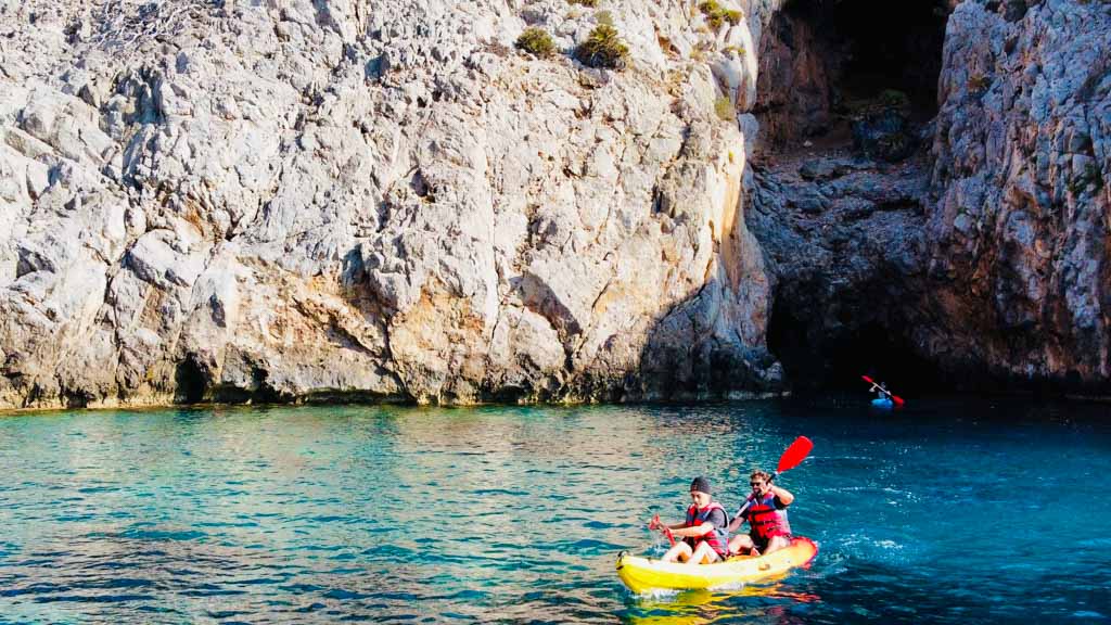 Ruta guiada Kayak Aucanada ("Cueva de Jack Sparrow")