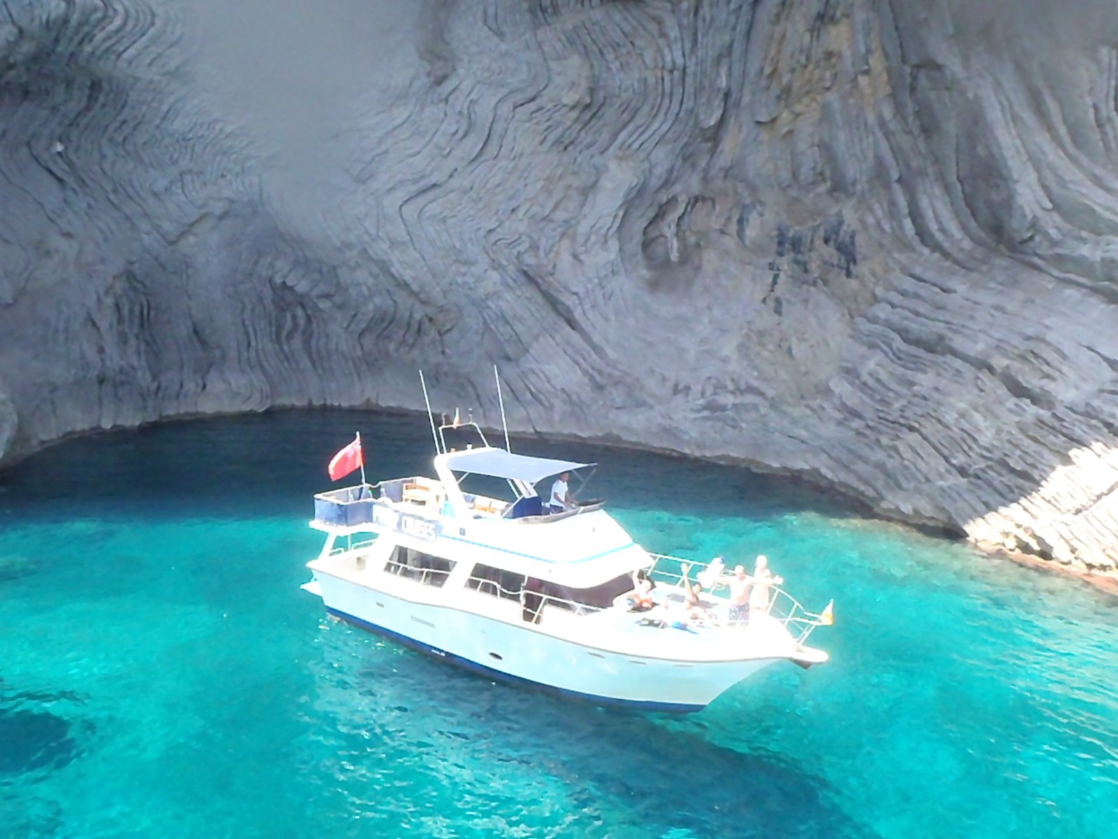 Premier Cruises Alcudia: Barco privado 4h con SUP, Snorkel y Tapas