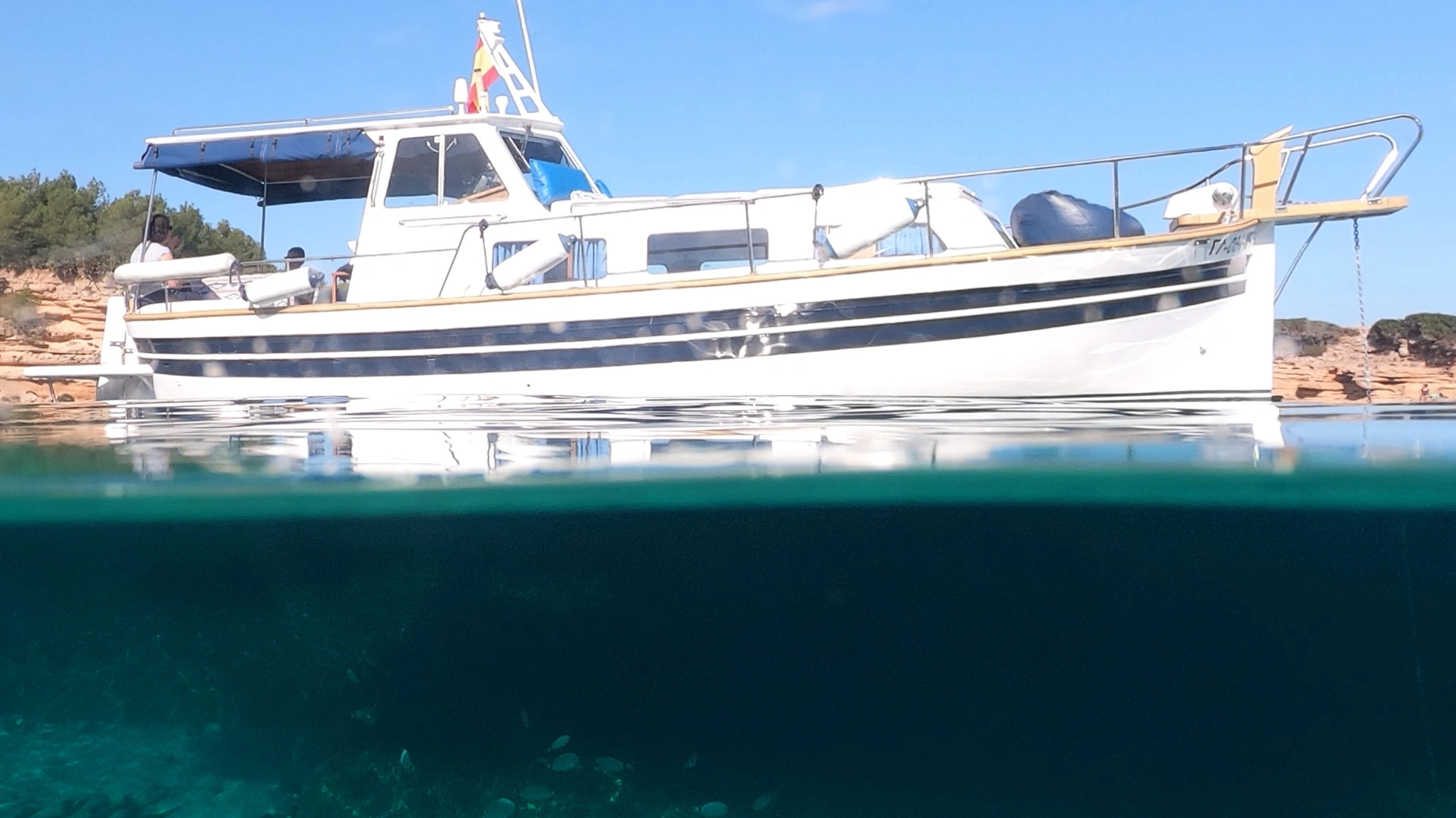 Barco privado — Experiencia en tapas (2.5h)
