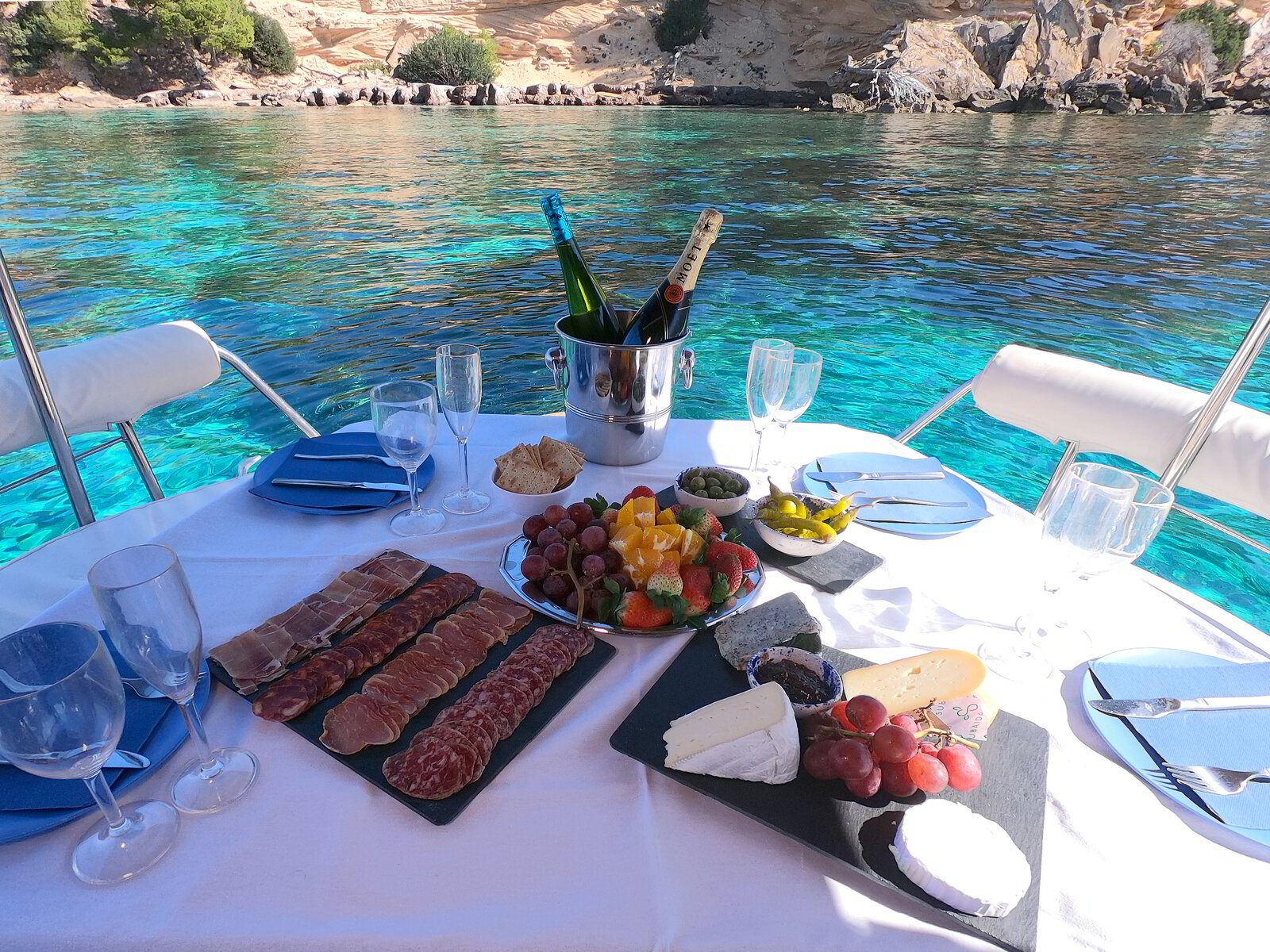 Barco privado — Experiencia en tapas (2.5h)