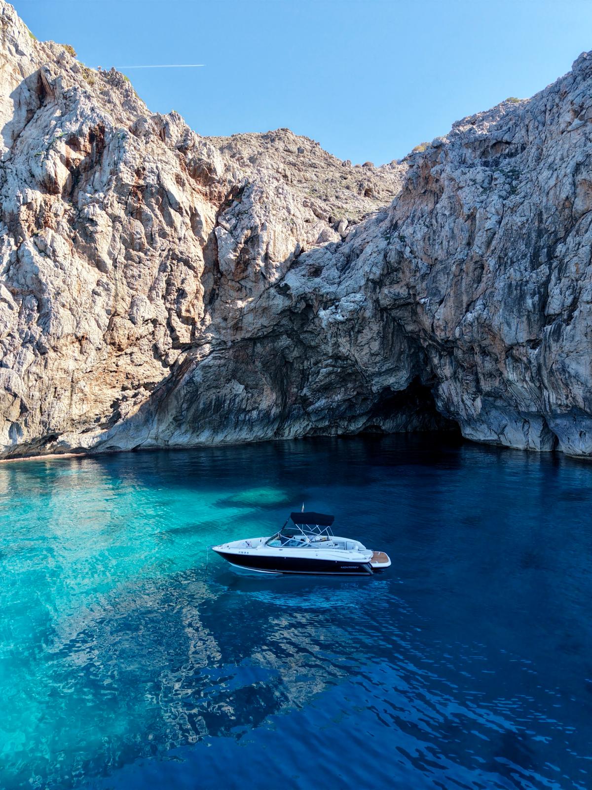 Monterey (máx 7 pax) — Coll Baix, Formentor, Cala Figuera (6h)