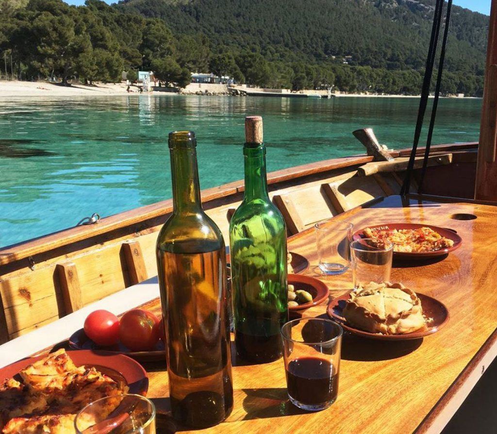 Excursión privada en Llaut Mallorquín de Madera (4h)
