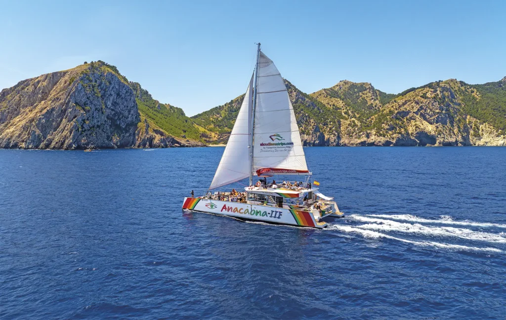 Catamarán a vela