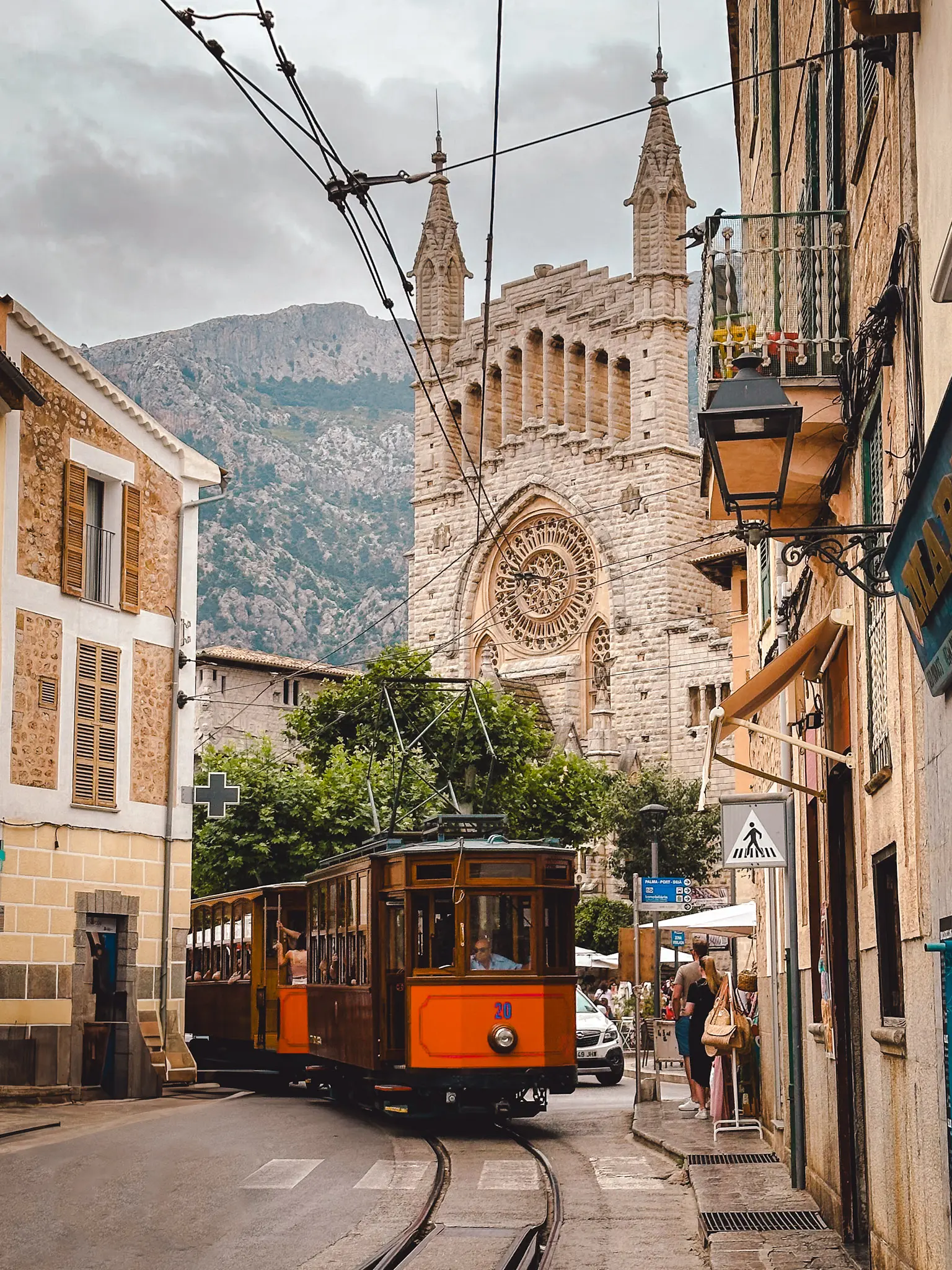 Traslado a Palma excursión Soller + Valldemossa